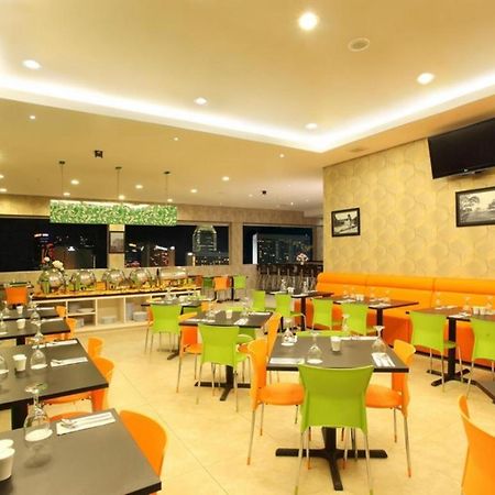 Hotel Dragon Inn Kemayoran Τζακάρτα Εξωτερικό φωτογραφία