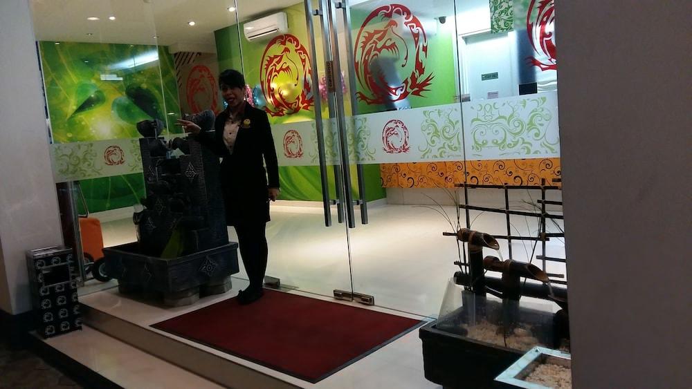 Hotel Dragon Inn Kemayoran Τζακάρτα Εξωτερικό φωτογραφία