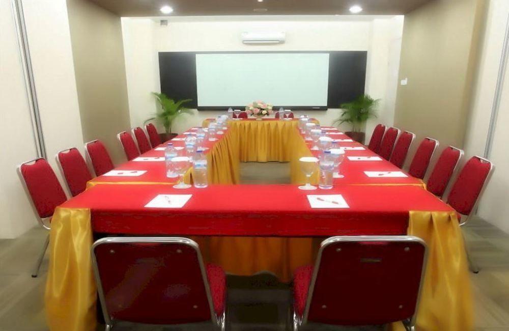 Hotel Dragon Inn Kemayoran Τζακάρτα Εξωτερικό φωτογραφία