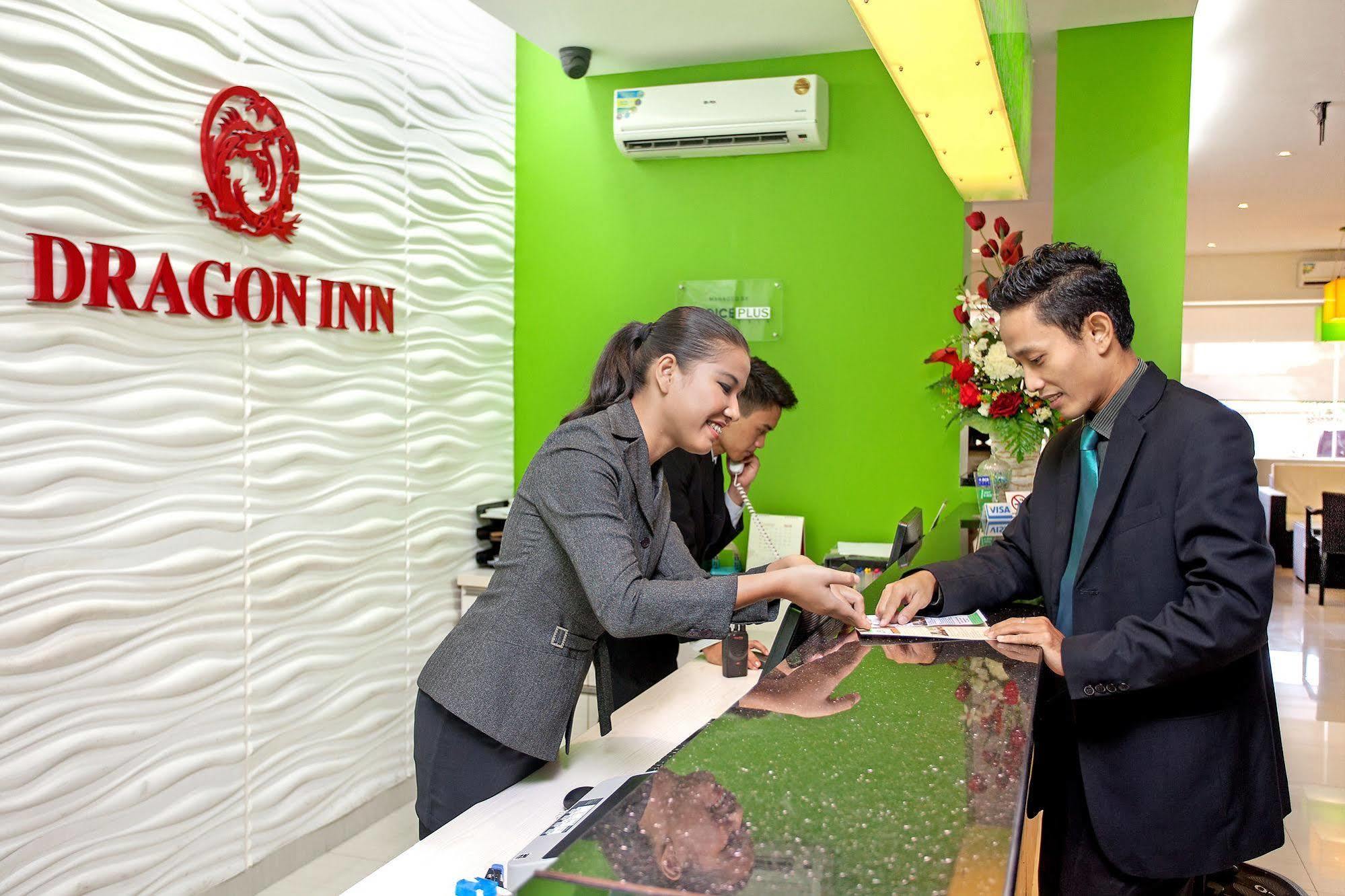 Hotel Dragon Inn Kemayoran Τζακάρτα Εξωτερικό φωτογραφία