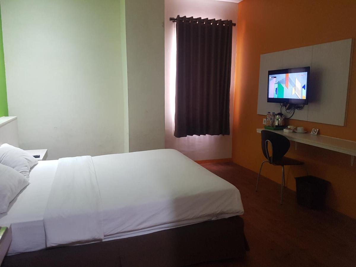 Hotel Dragon Inn Kemayoran Τζακάρτα Εξωτερικό φωτογραφία